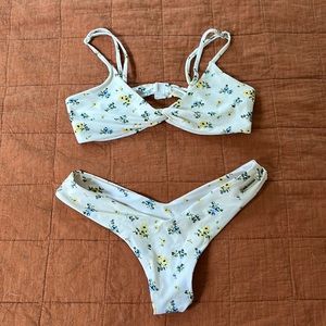 Blackbough swim floral bikini set